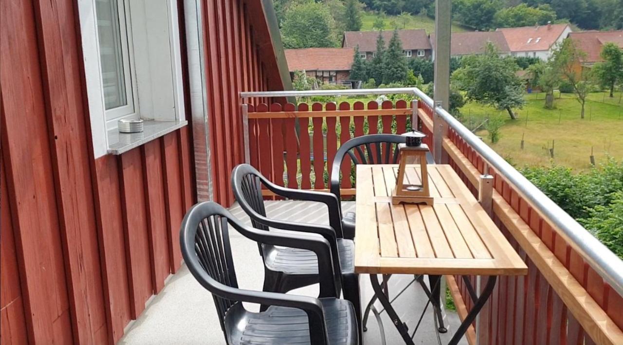 Fewo Mit Balkon Direkt Am Wald Und Wanderweg Ruhe Pur 2 Og 바트사흐사 외부 사진